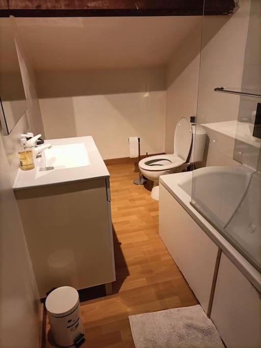 Le 7 Apartment Servian Екстериор снимка